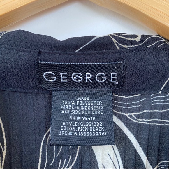 NWT George Pleated Oriental Floral Button Up Large - Picture 7 of 8